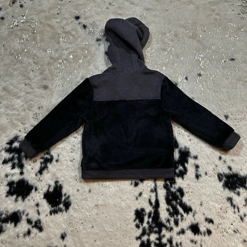 Jack Wolfskin Youth Full Zip Hooded Plush Fleece Jacket Size 6